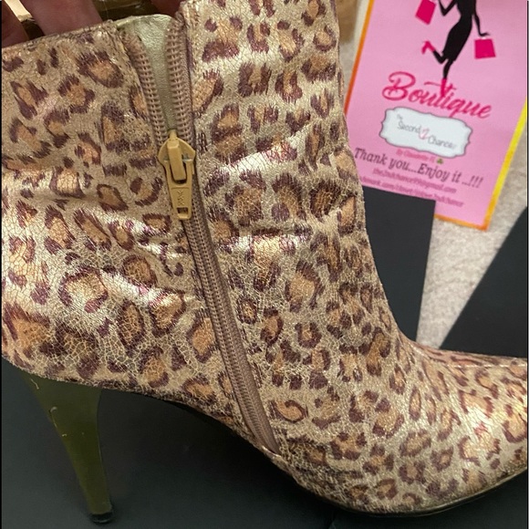 “Couture” Booties size “ 8 M “ - Picture 10 of 15